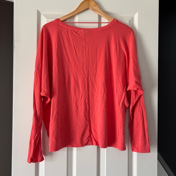 APT 9 Front Pocket Batwing Long Sleeve Blouse Size L - Picture 4 of 4
